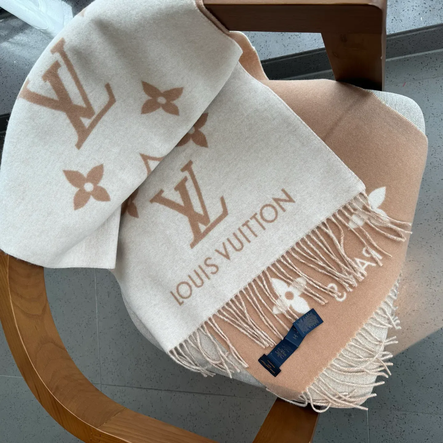 Шарфы Louis Vuitton 6086096