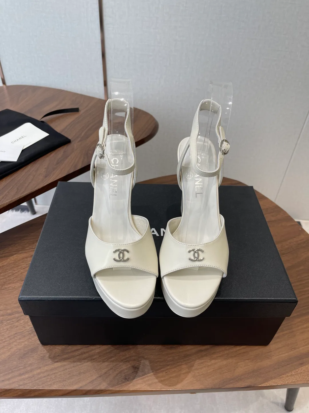 Туфли Женские Chanel 11483299