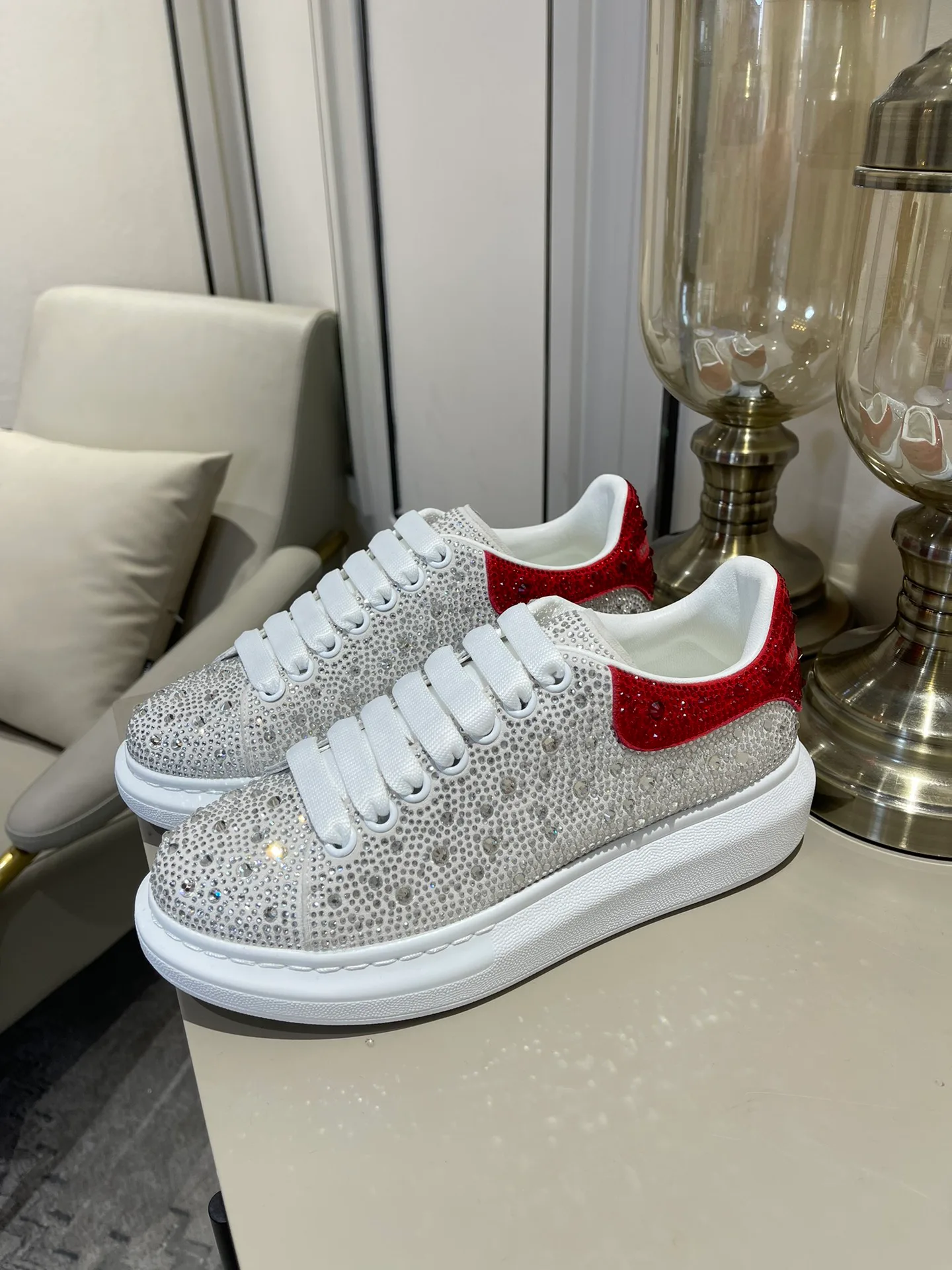 Кроссовки Женские Alexander Mcqueen 3446188