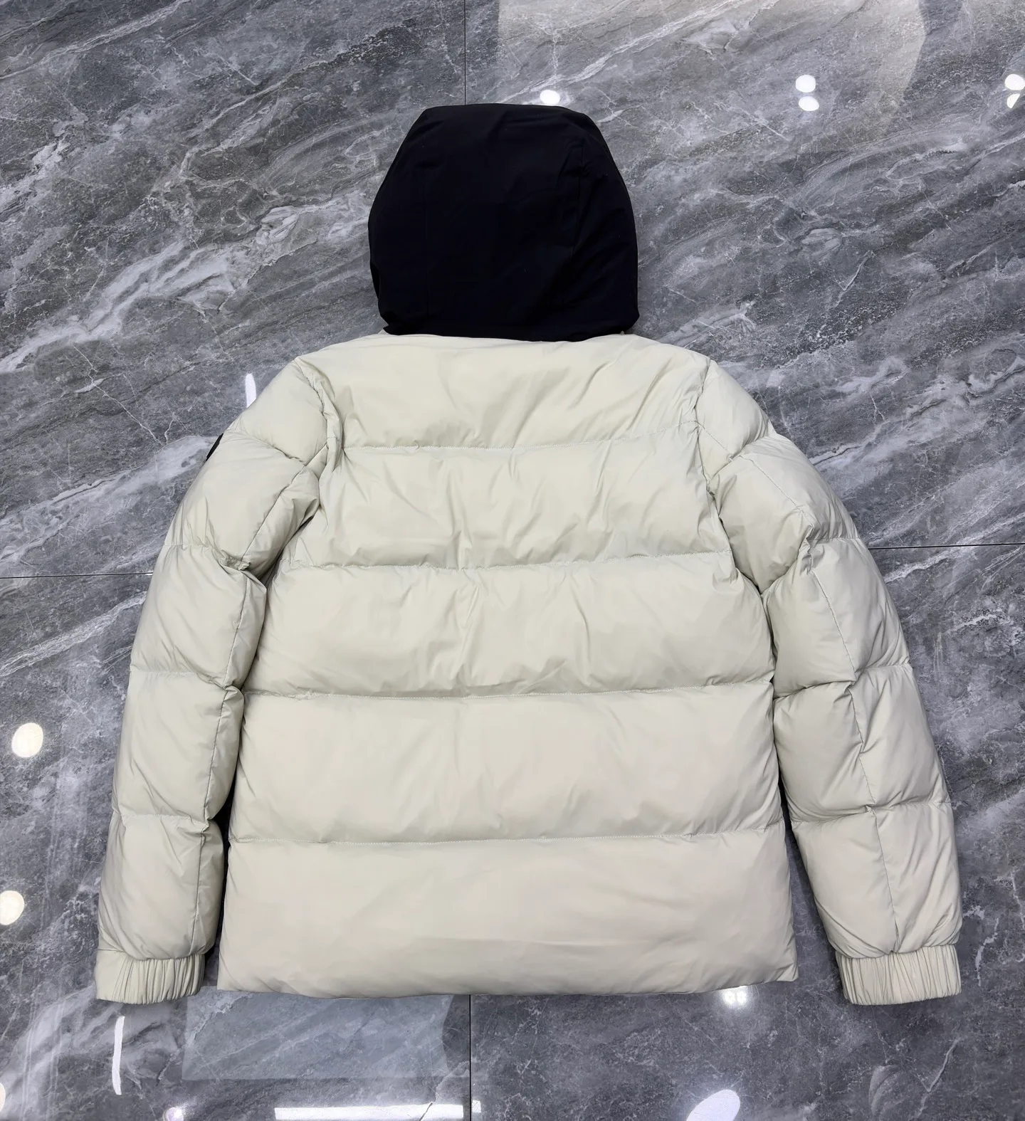 Куртки И Пуховики Мужские Moncler 17568669