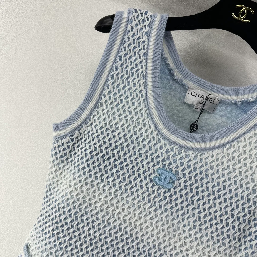 Платья Женские Chanel 11342850