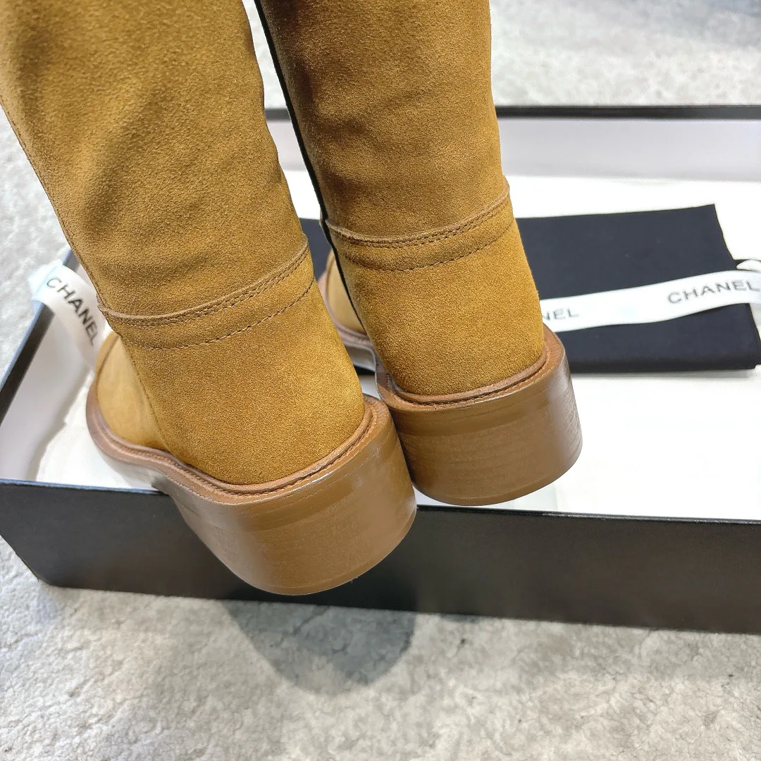 Сапоги Женские Chanel 18154620