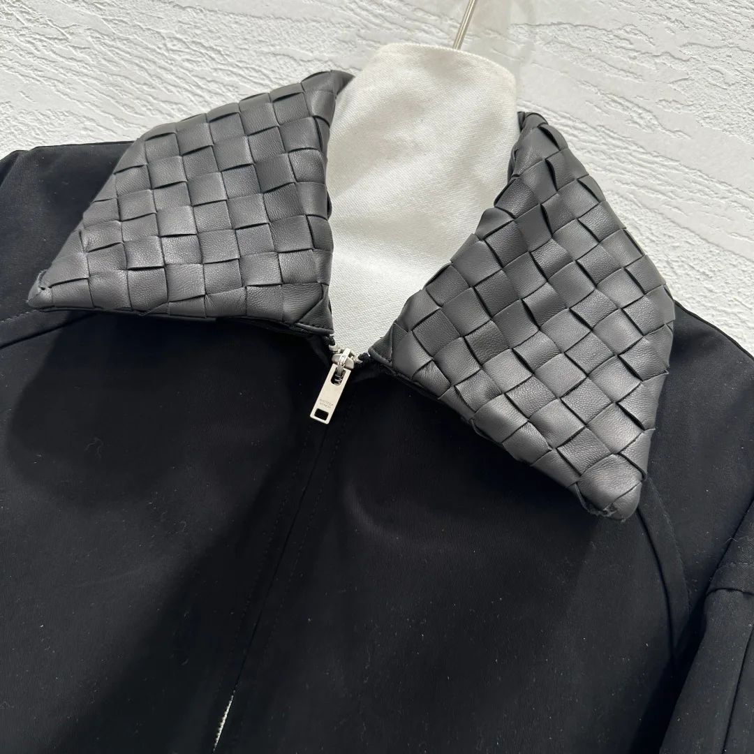 Кожаные Куртки И Дублёнки Женские Bottega Veneta 13309671