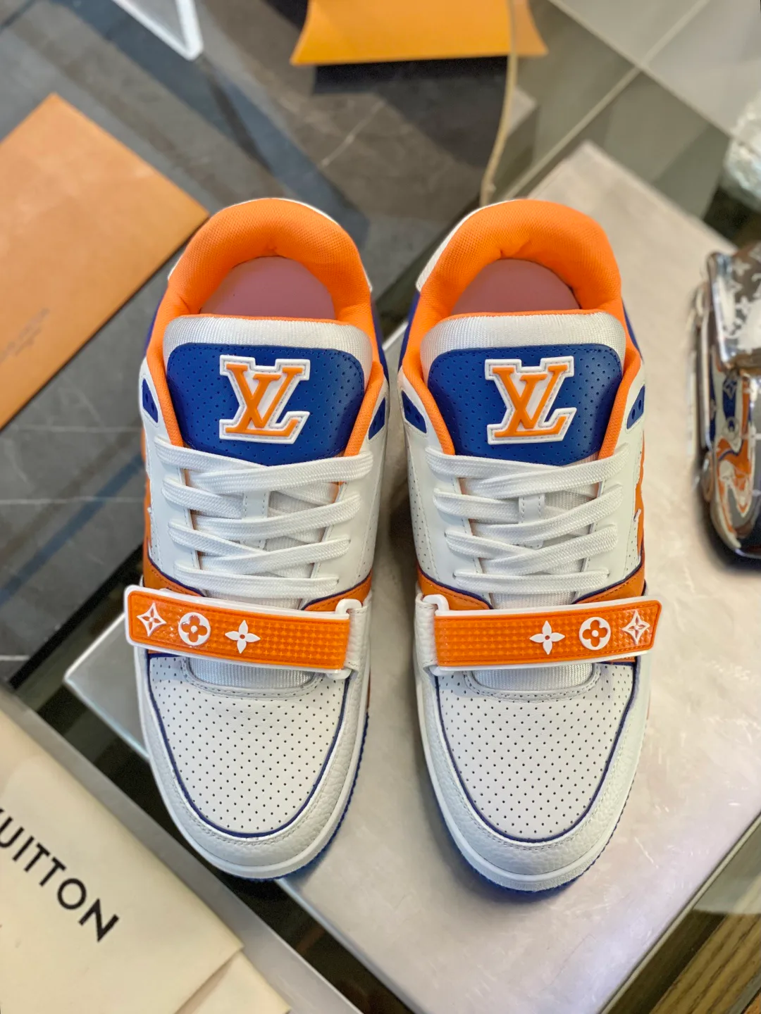 Кроссовки Женские Louis Vuitton 1276749