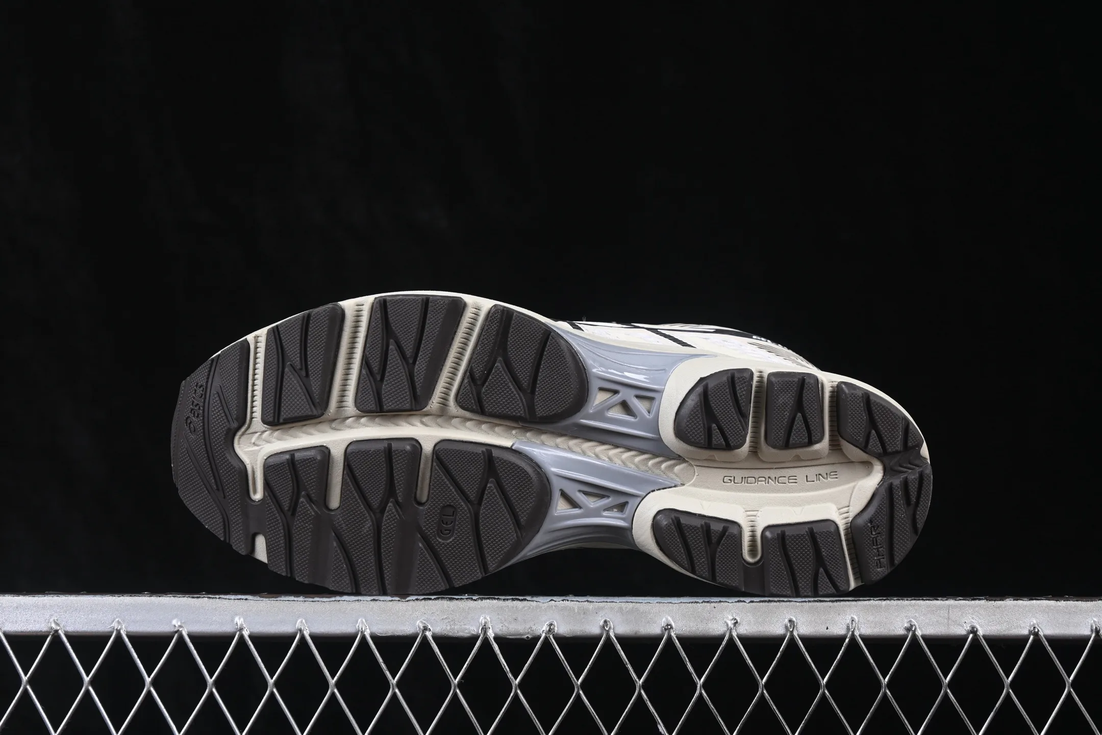 Кроссовки Женские Asics 17954848
