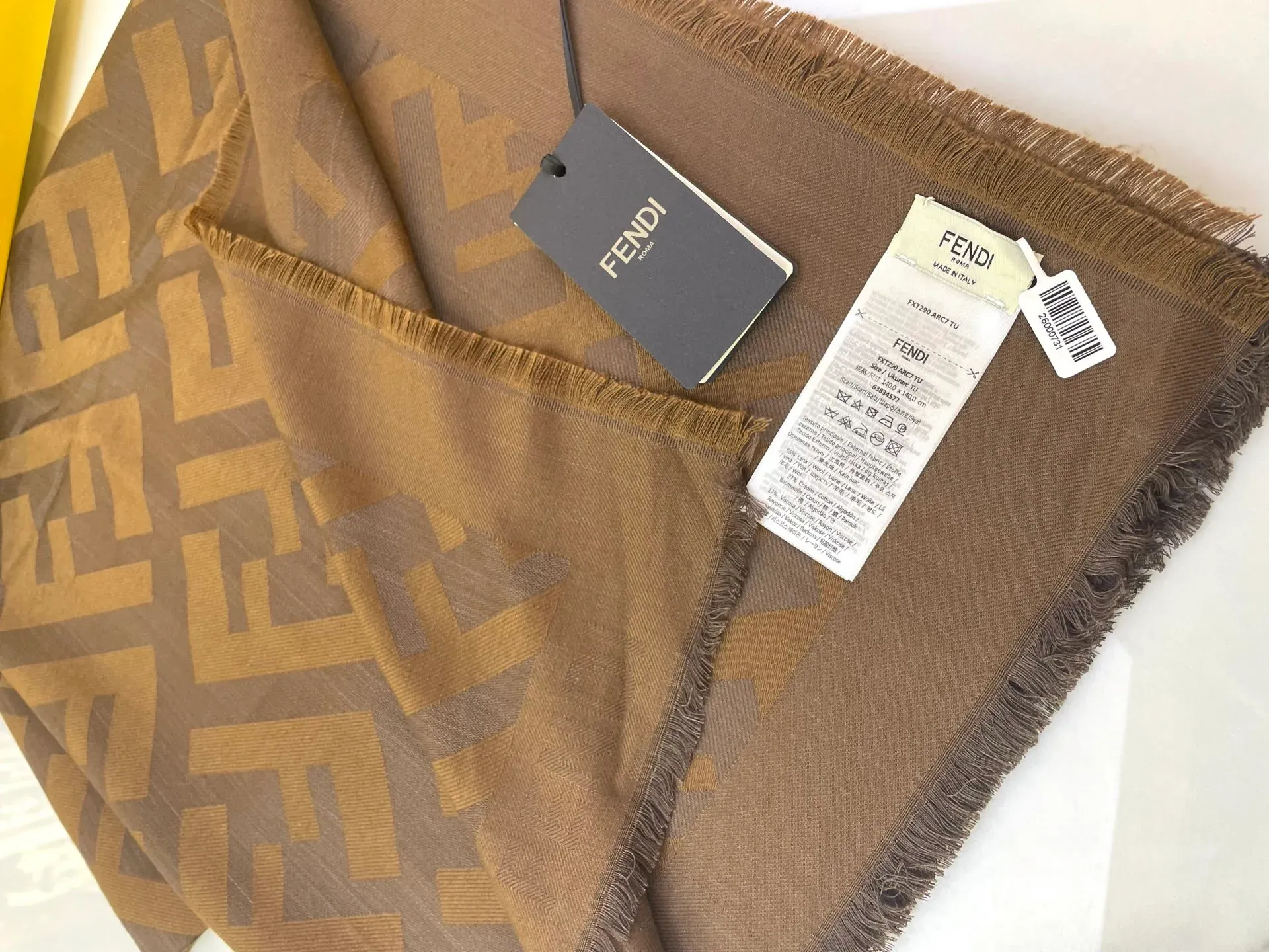 Шарфы Fendi 1981507