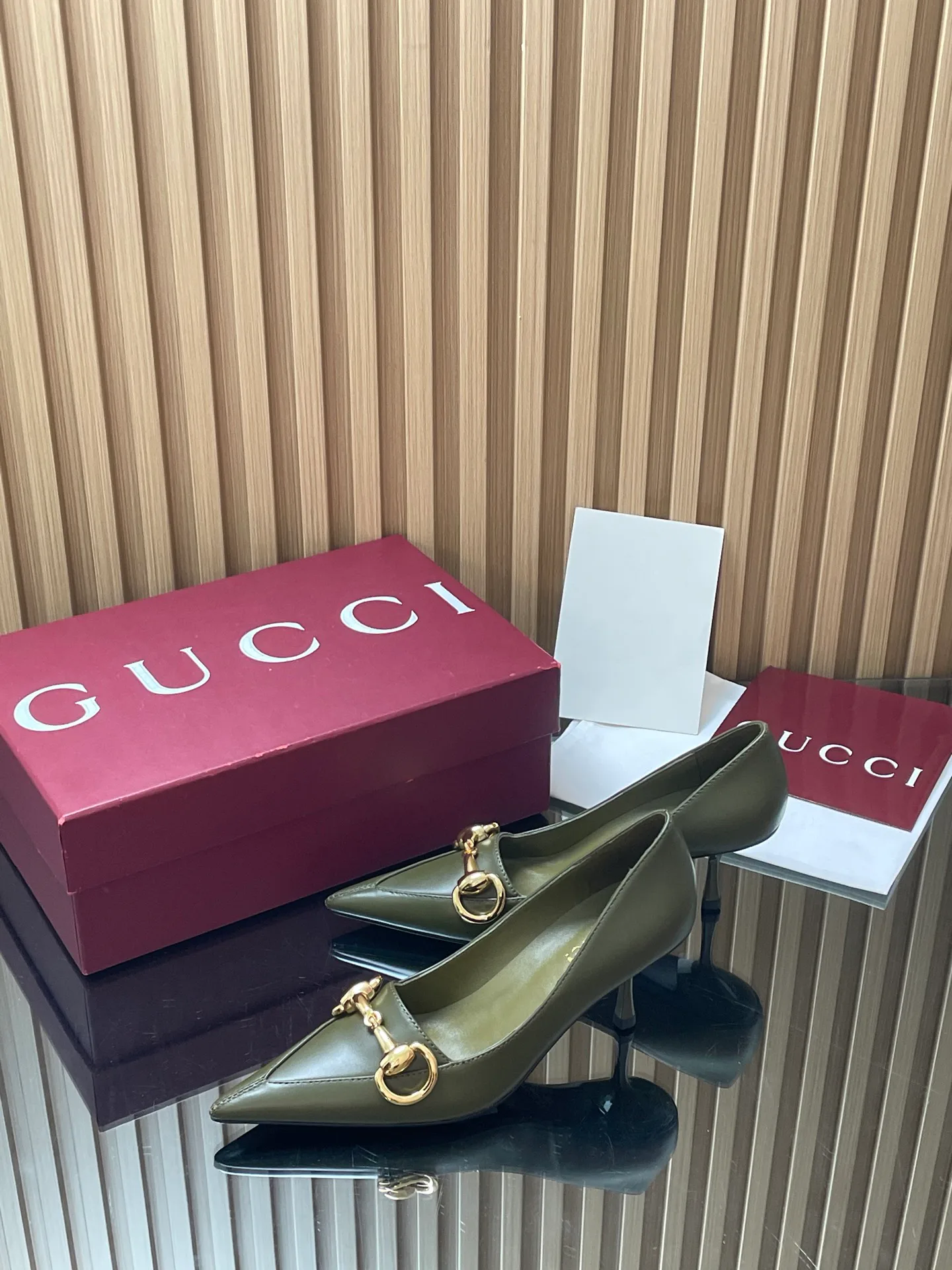 Туфли Женские Gucci 17978095