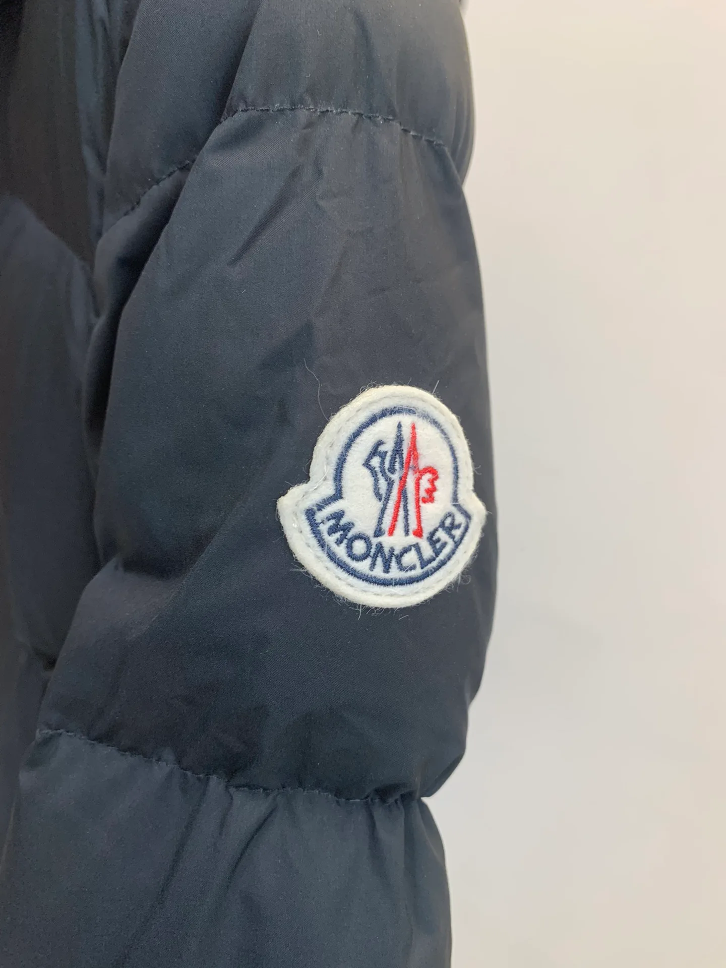 Куртки И Пуховики Женские Moncler 18130006