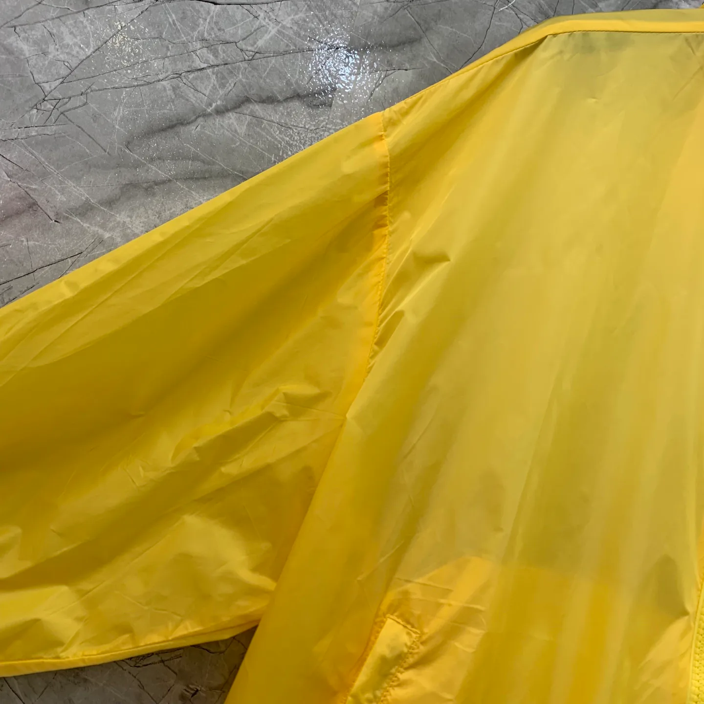 Куртки И Пуховики Мужские Moncler 23670