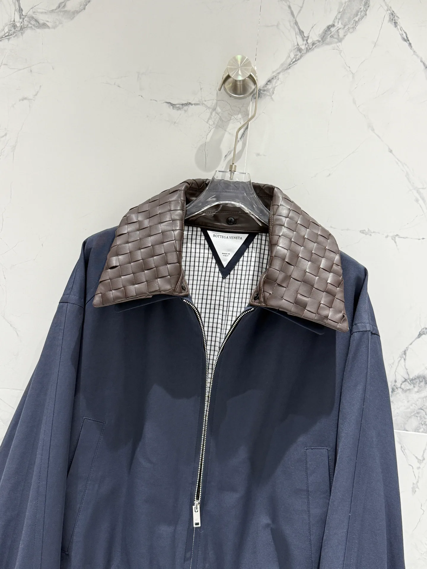 Кожаные Куртки И Дублёнки Женские Bottega Veneta 18194905