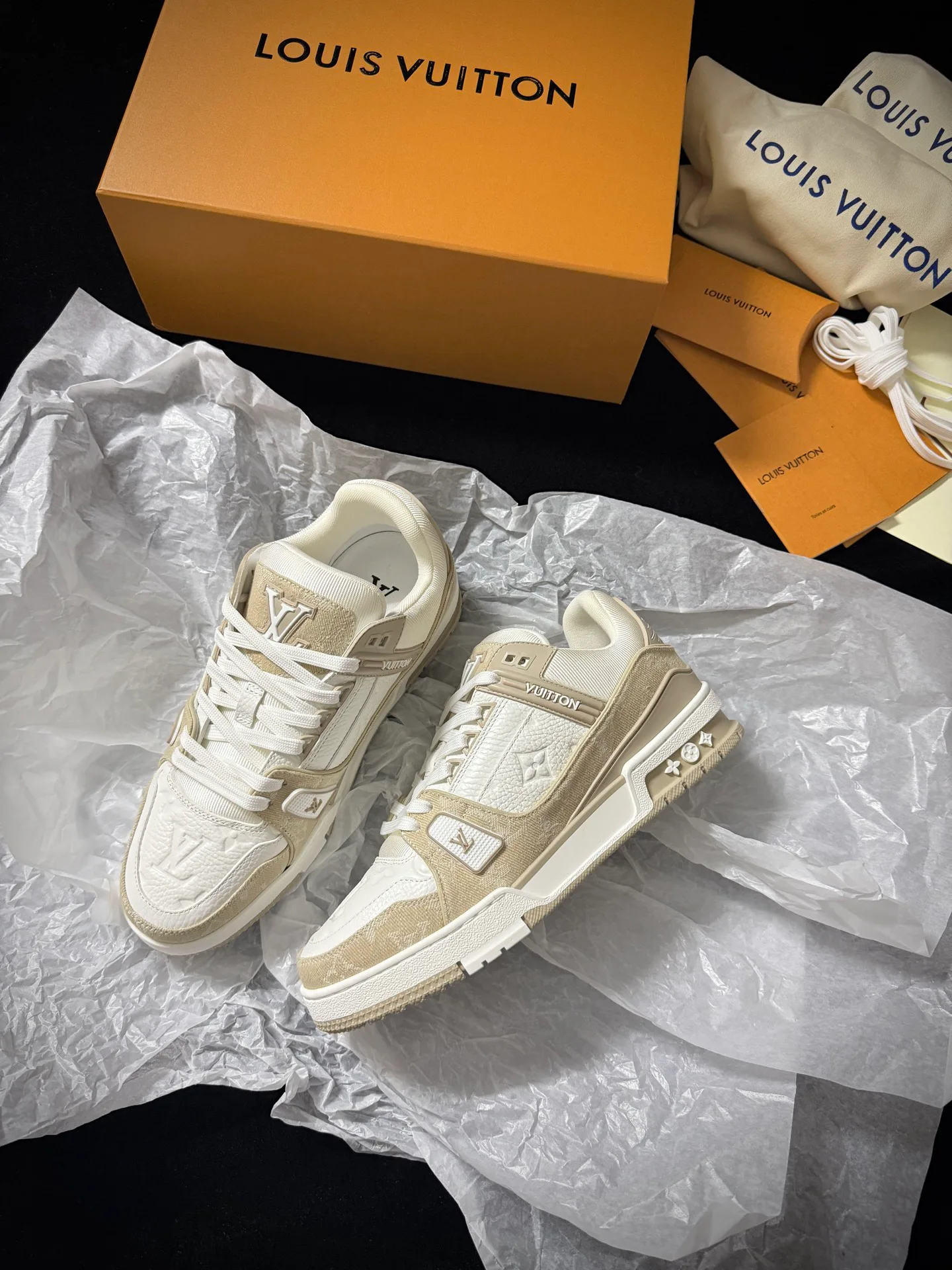 Кроссовки Женские Louis Vuitton 94755