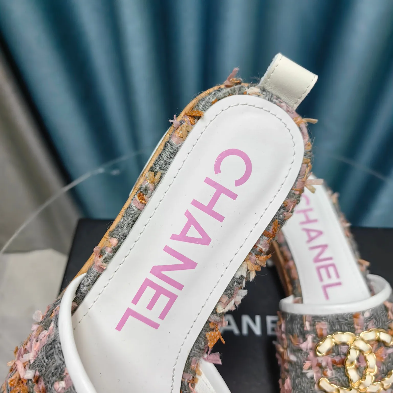 Шлепанцы Женские Chanel 17360