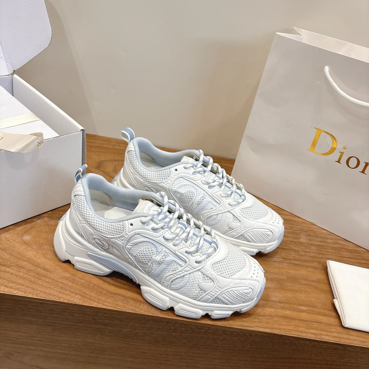 Кроссовки Женские Christian Dior 11647854