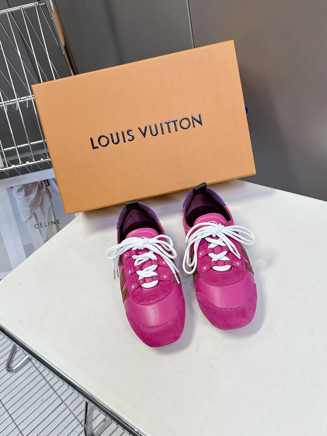 Кроссовки Женские Louis Vuitton 1480781