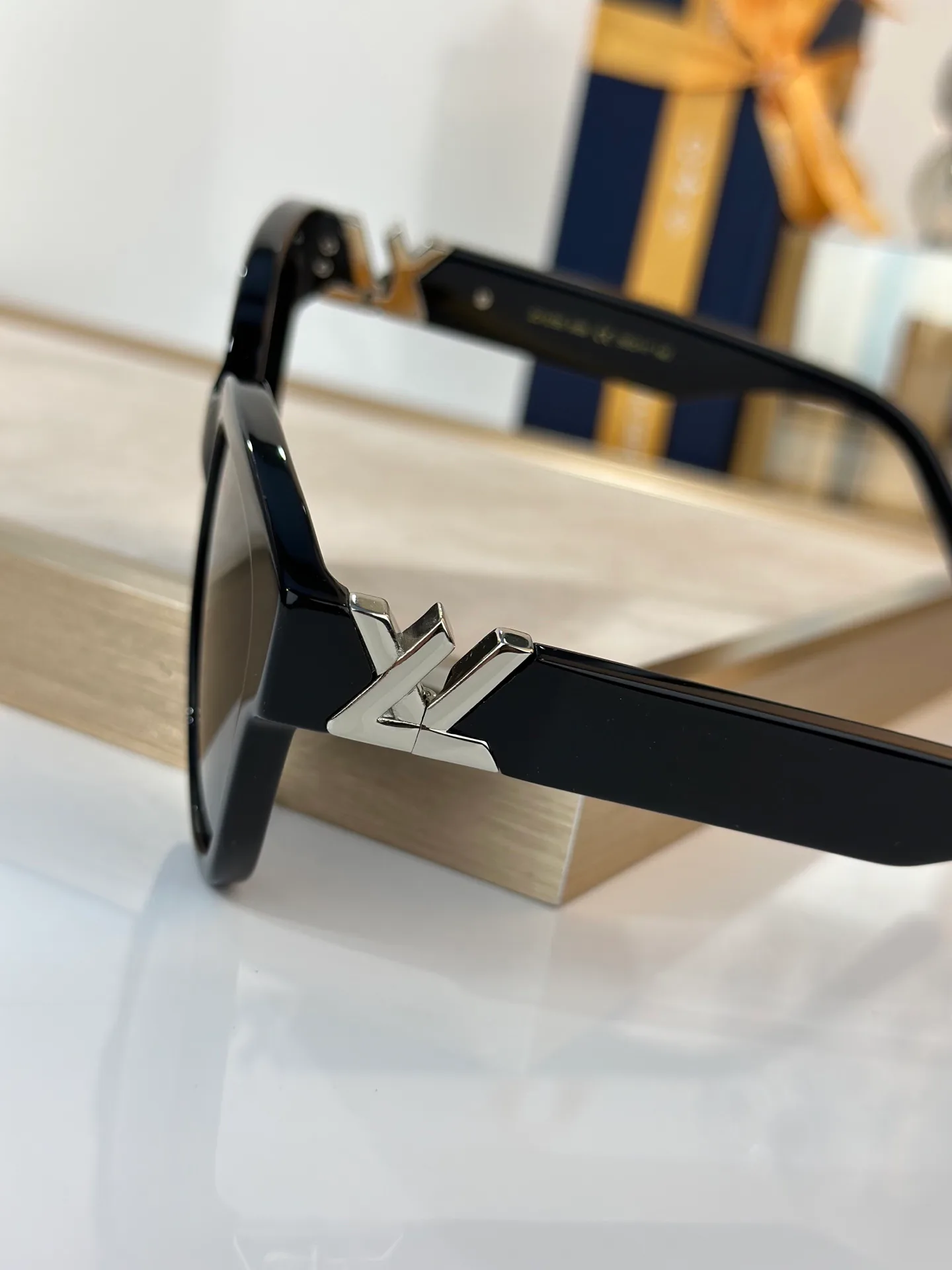 Очки Louis Vuitton 378776