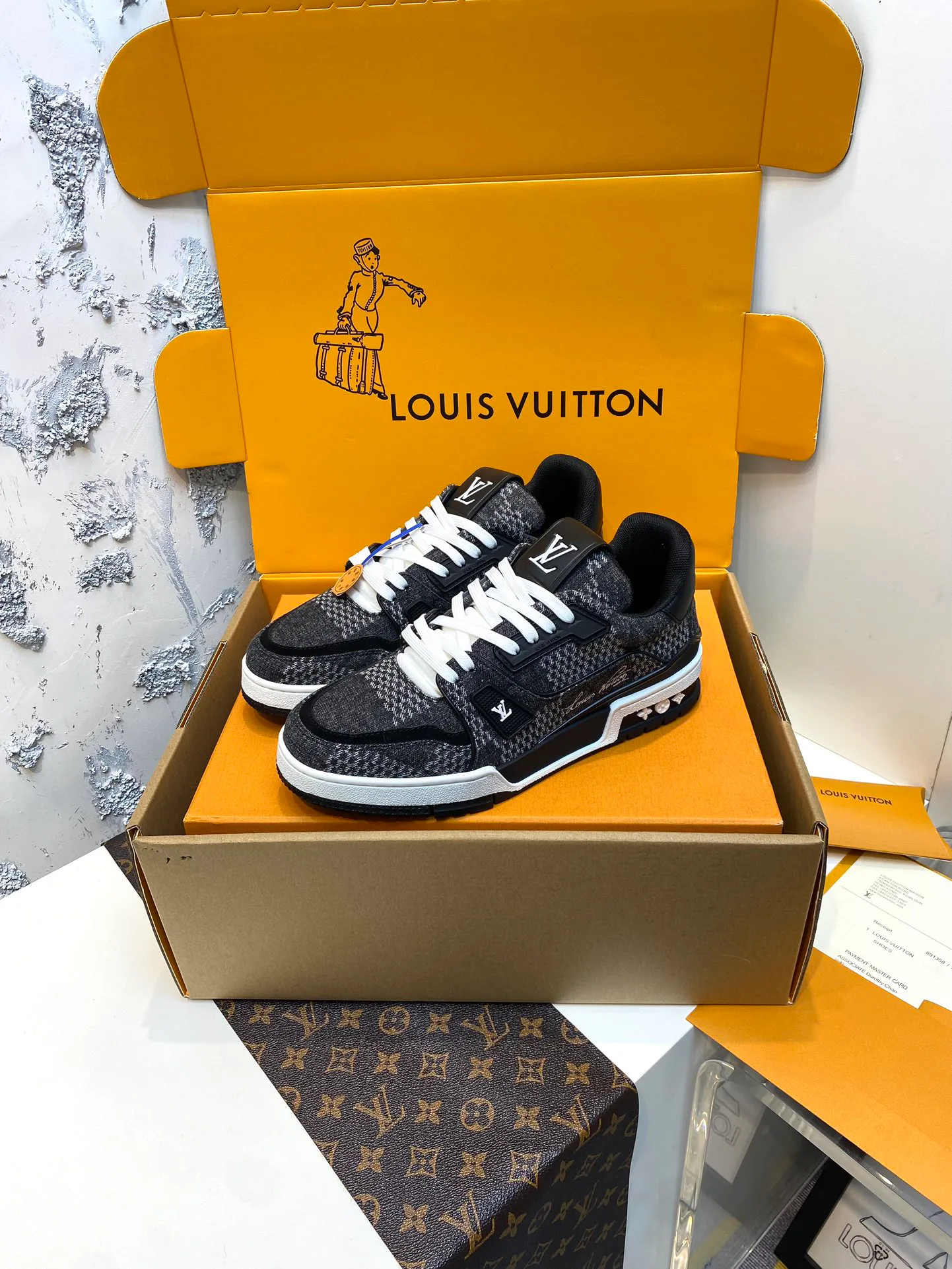 Кроссовки Мужские Louis Vuitton 5058054