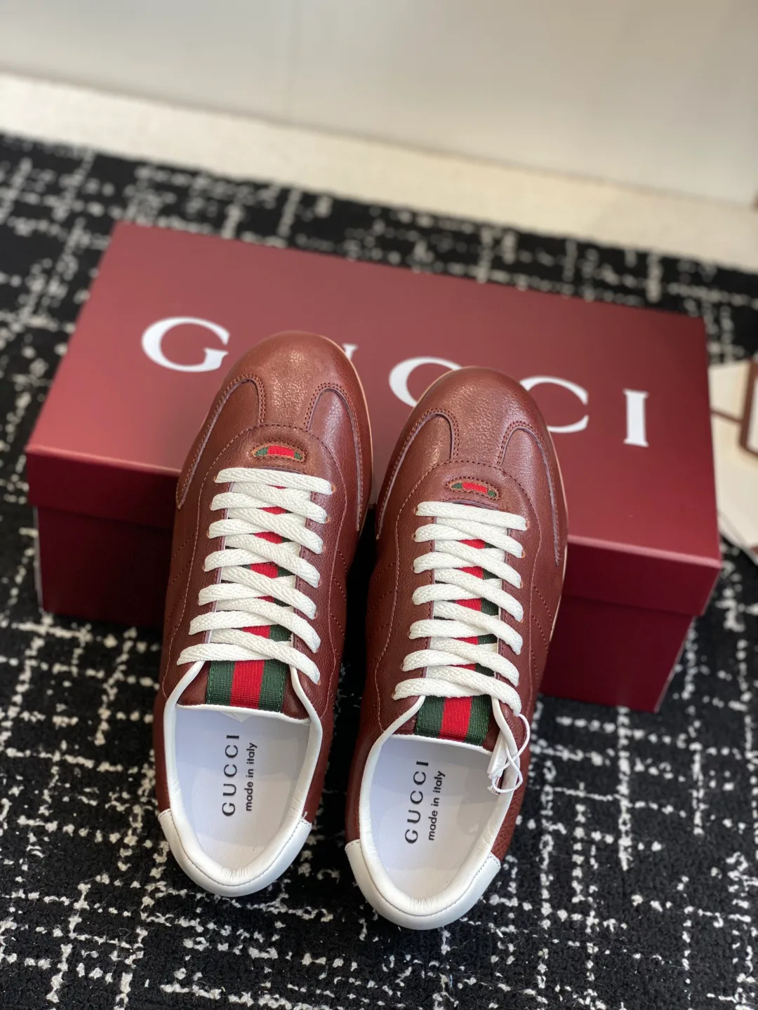 Кроссовки Женские Gucci 11373263