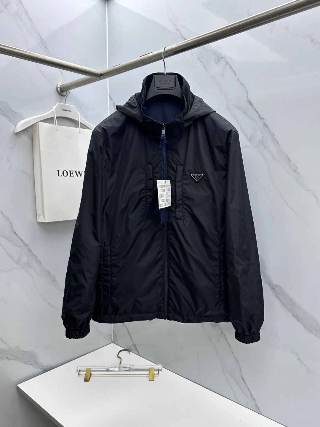 Куртки И Пуховики Мужские Prada 18246852