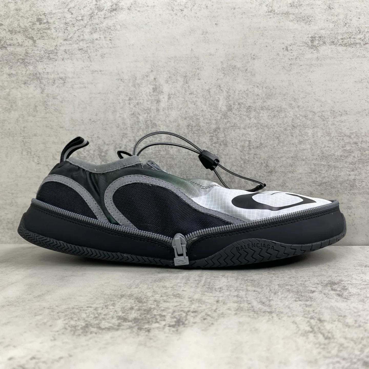 Кроссовки Мужские Balenciaga 18039596