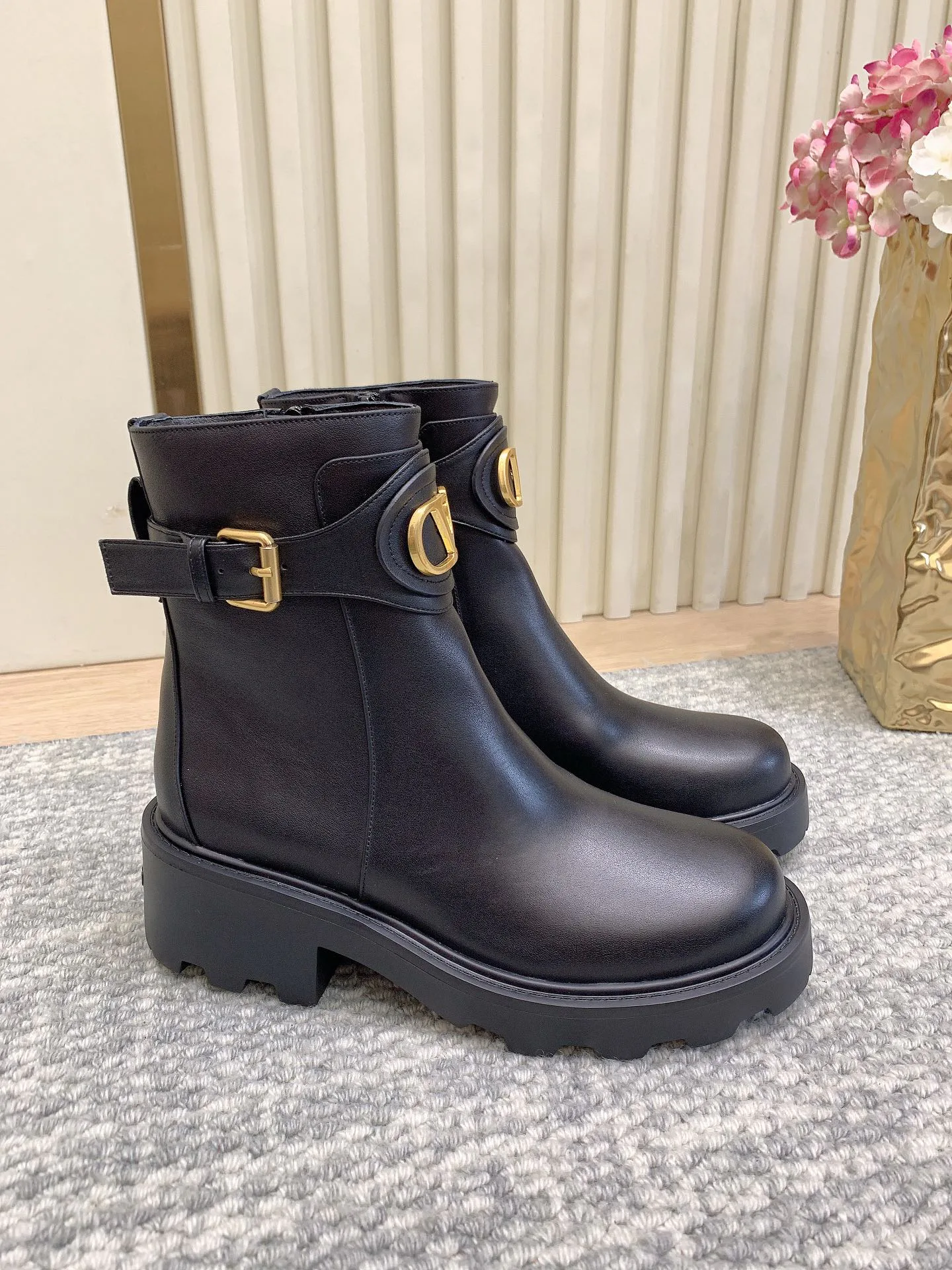 Ботинки Женские Valentino 748057