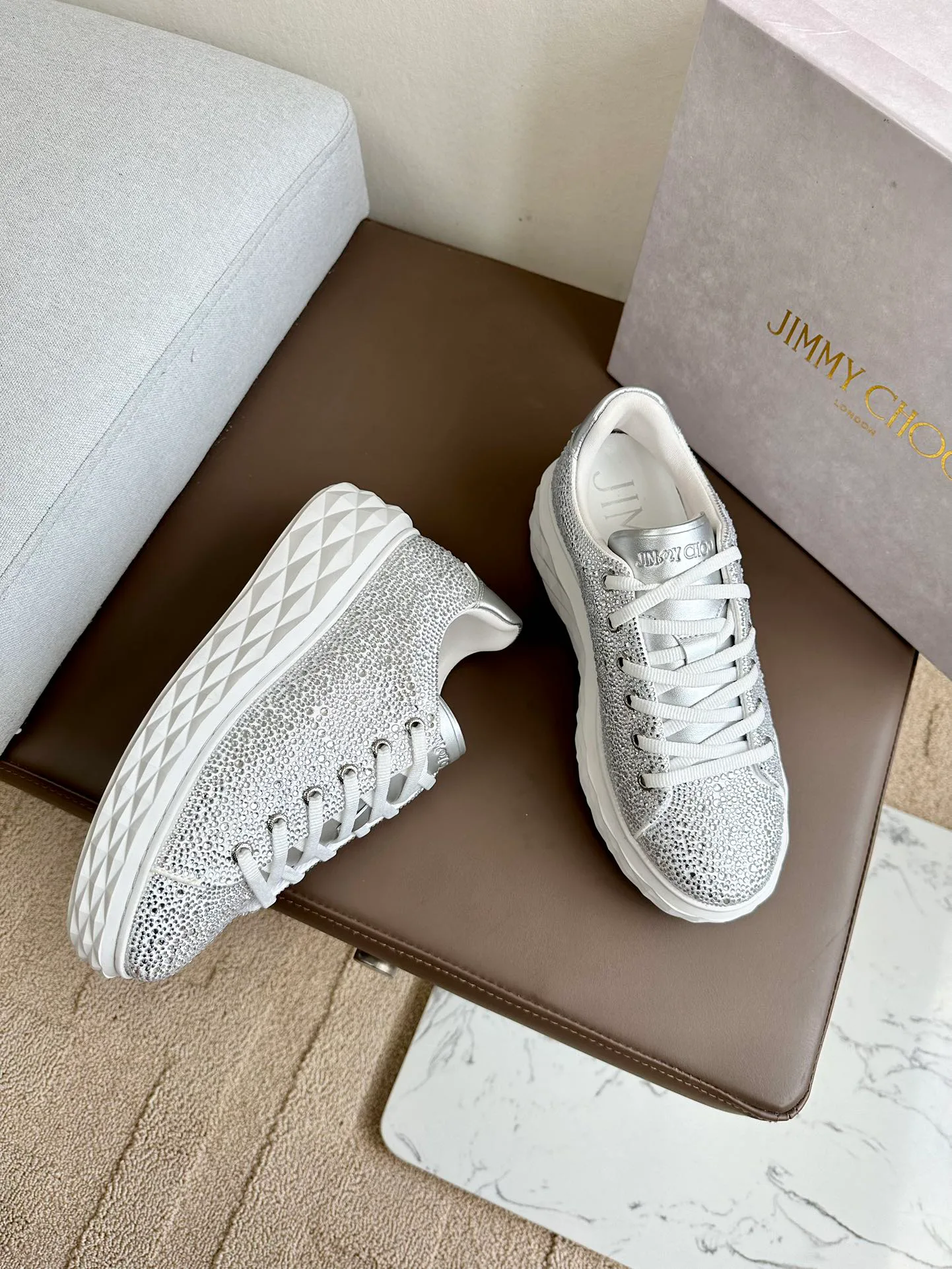 Кроссовки Женские Jimmy Choo 33693