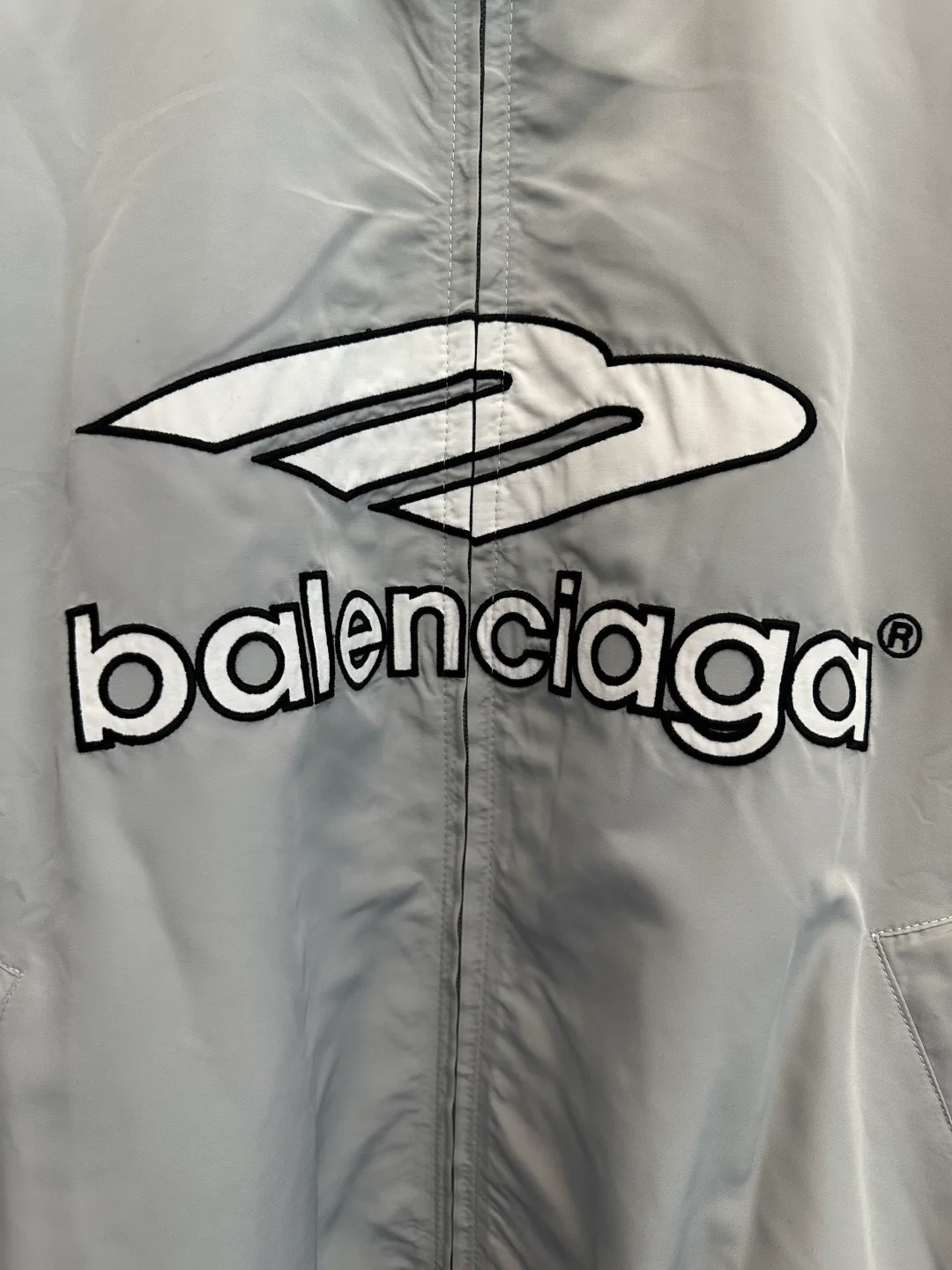 Куртки И Пуховики Женские Balenciaga 11538808