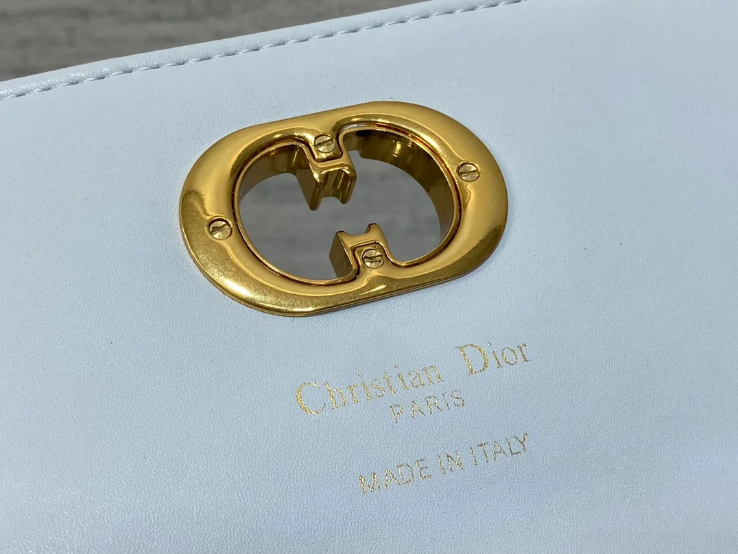 Классические Сумки Женские Christian Dior 11412696