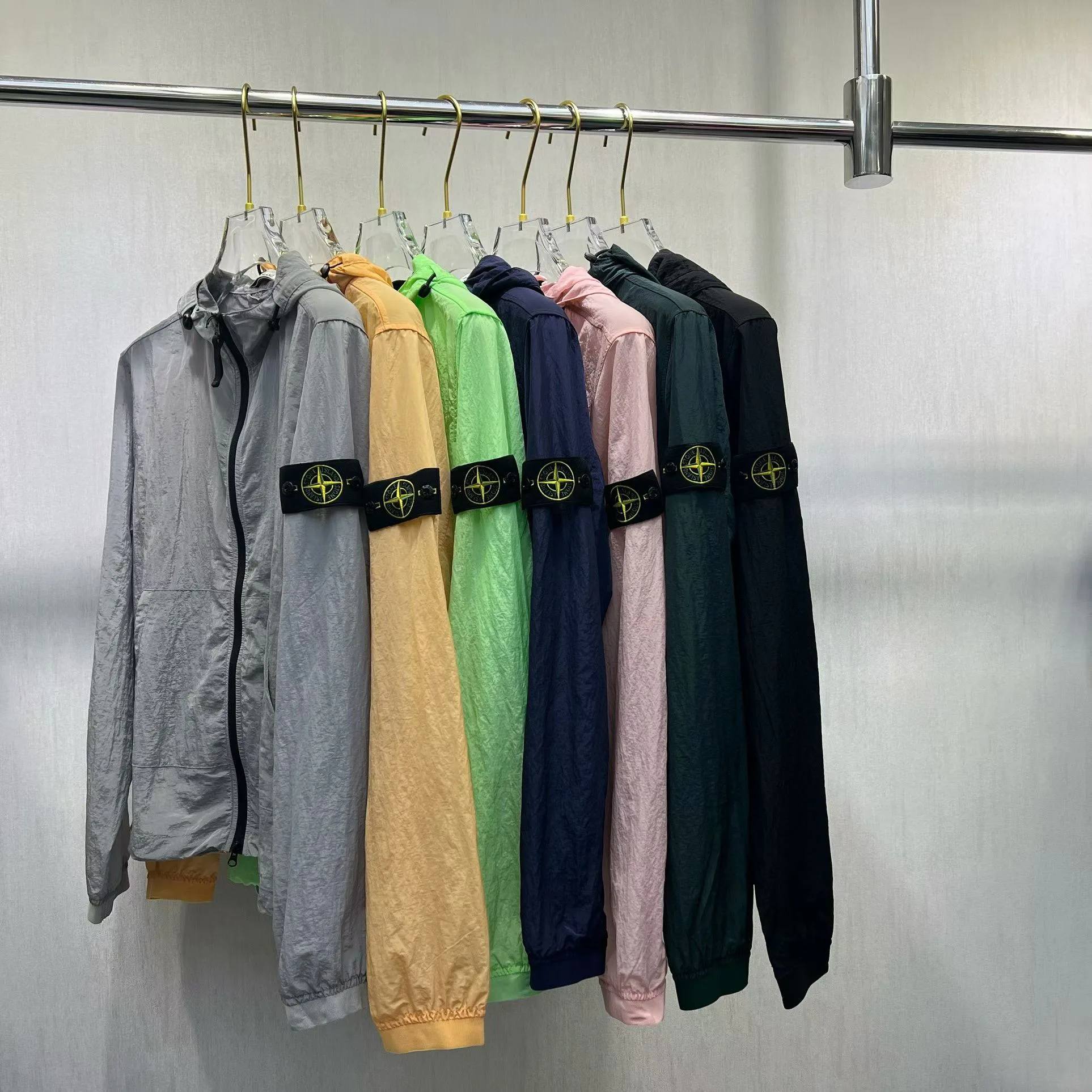 Куртки И Пуховики Женские Stone Island 11018085