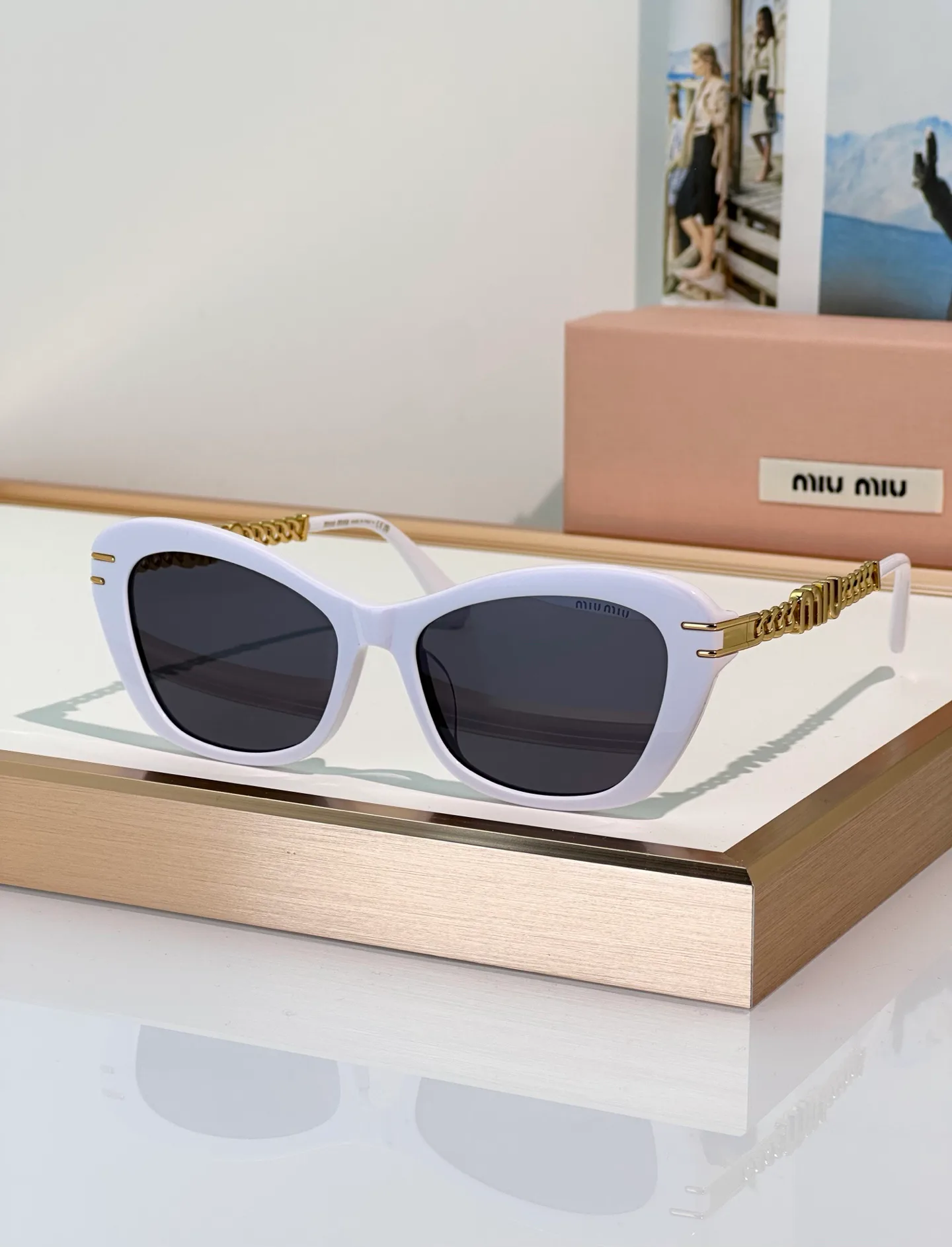 Очки Miu Miu 12959416