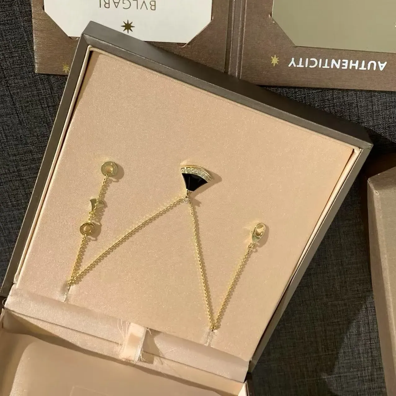 Бижутерия Bvlgari 1241379