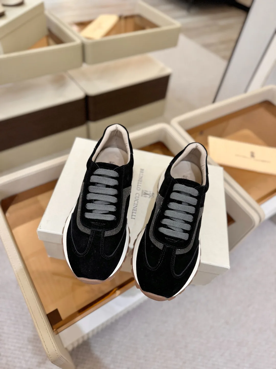 Кроссовки Женские Brunello Cucinelli 18813033