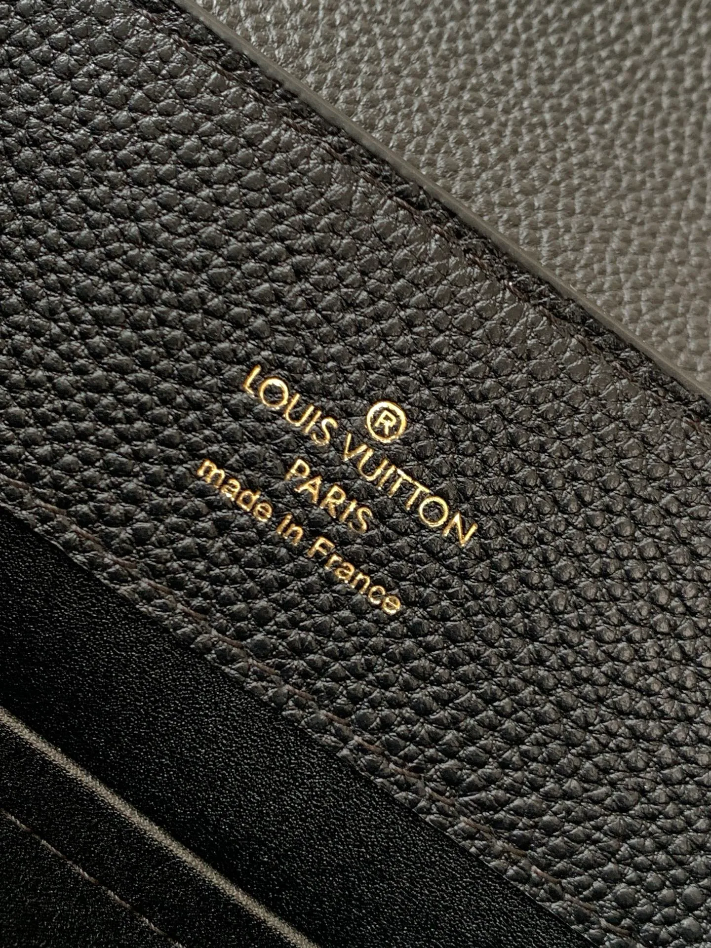 Классические Сумки Женские Louis Vuitton 17802979