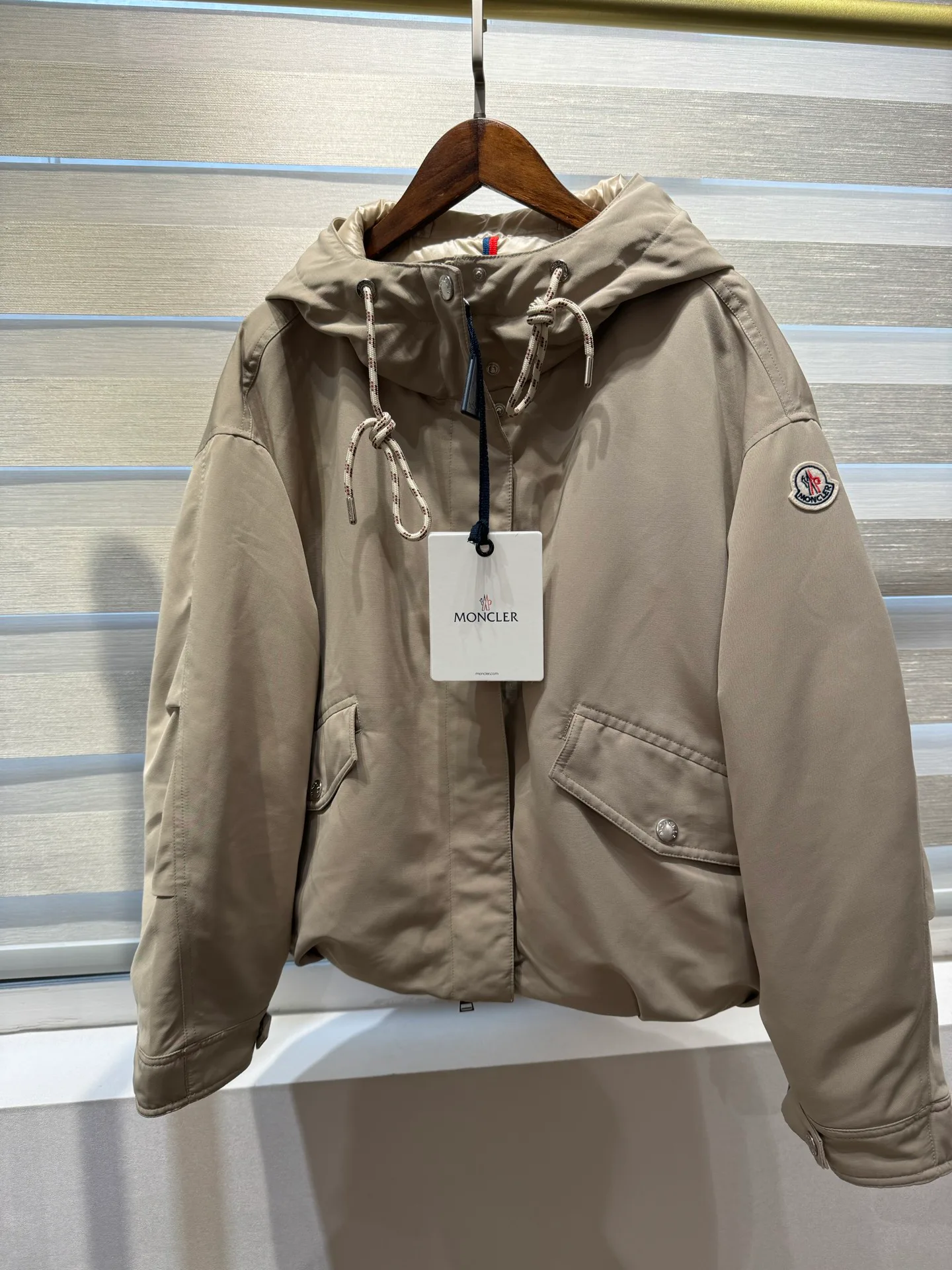 Куртки И Пуховики Женские Moncler 18815221
