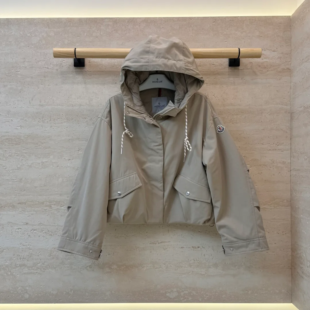 Куртки И Пуховики Женские Moncler 18769672