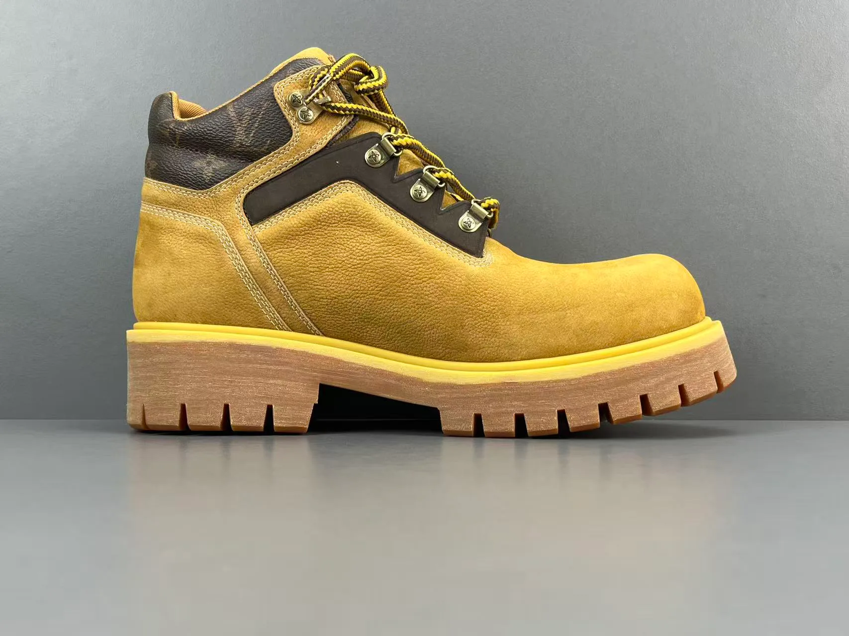 Ботинки Мужские Louis Vuitton 10616251