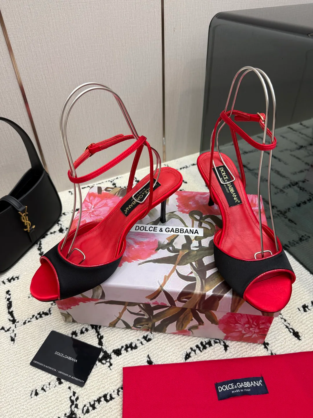 Босоножки Женские Dolce & Gabbana 18335959