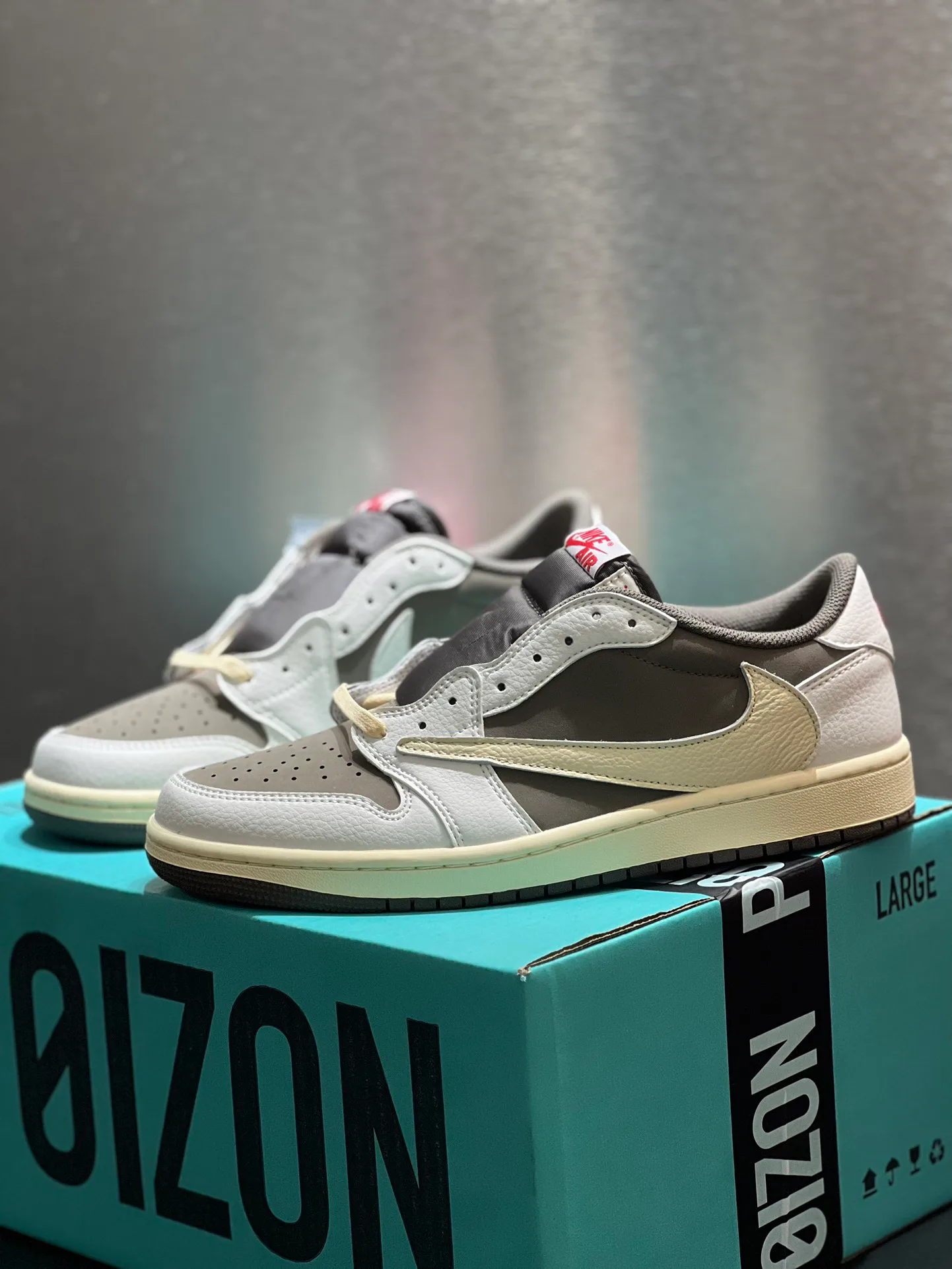 Кроссовки Женские Air Jordan 72041