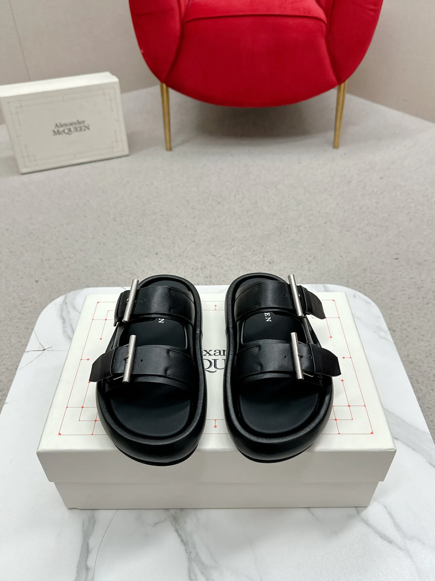 Шлепанцы Женские Alexander Mcqueen 491887