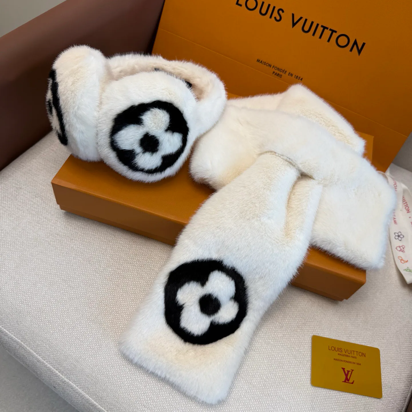 Шарфы Louis Vuitton 1490160
