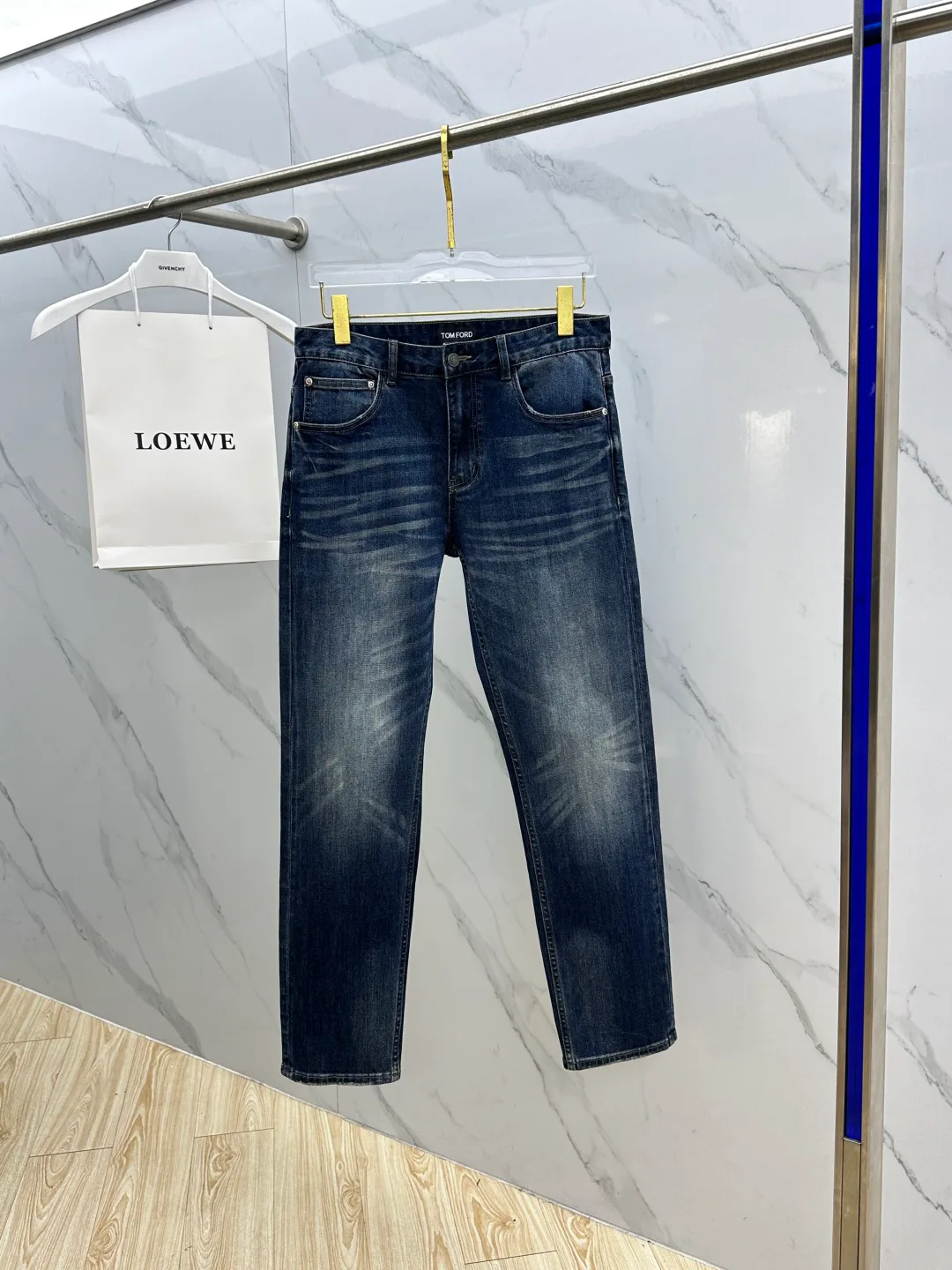 Джинсы Мужские Tom Ford 18596902
