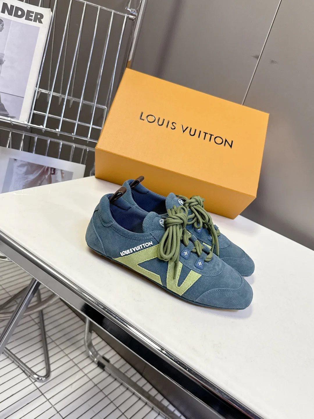 Кроссовки Женские Louis Vuitton 1480756