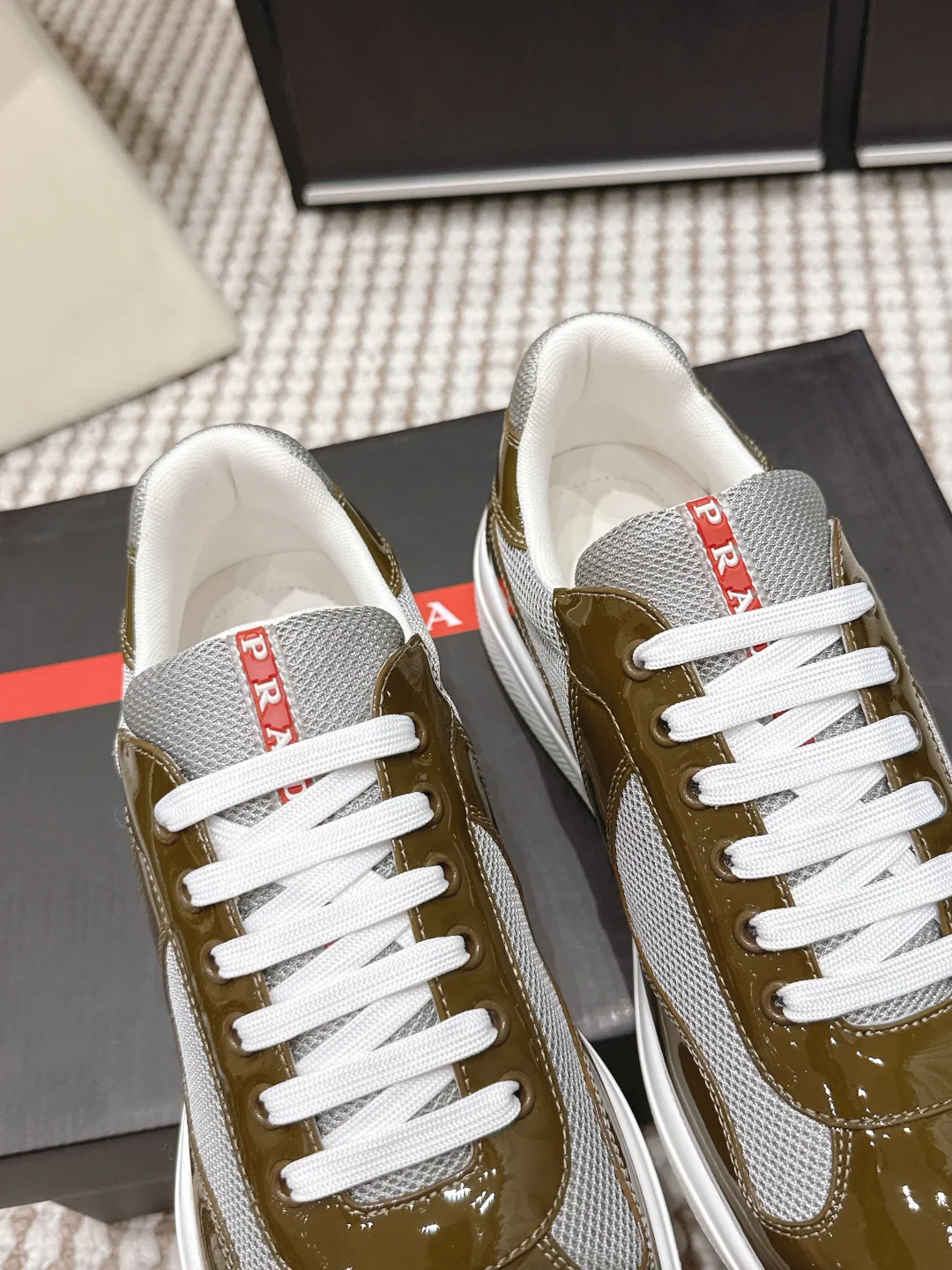 Кроссовки Мужские Prada 11616770