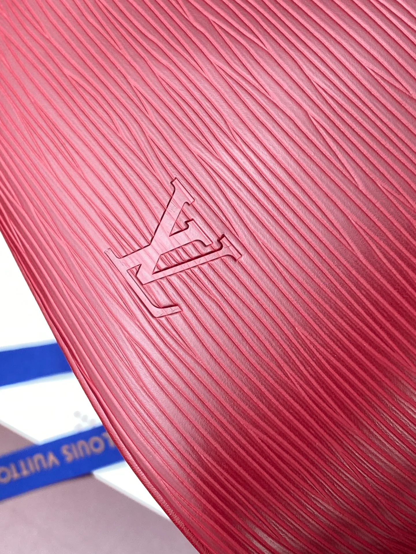 Сумки На Ремне Женские Louis Vuitton 5028707