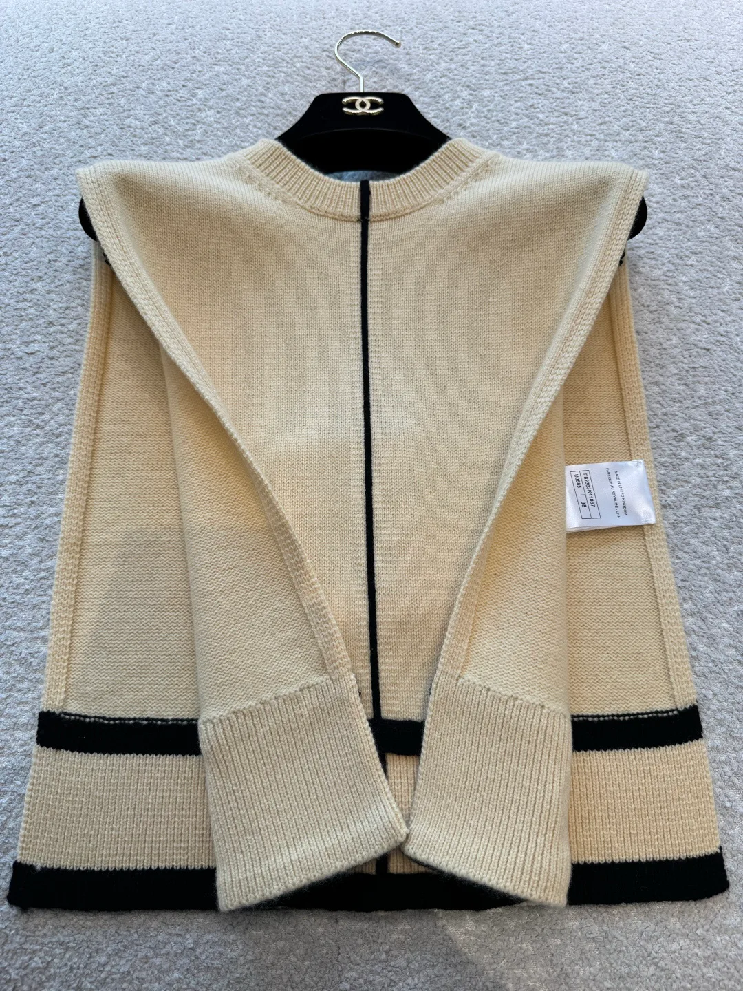 Жилеты Женские Chanel 12298488