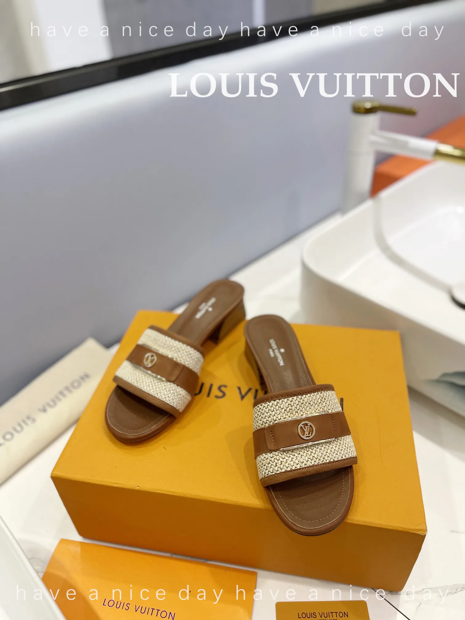 Сандалии Женские Louis Vuitton 9623588