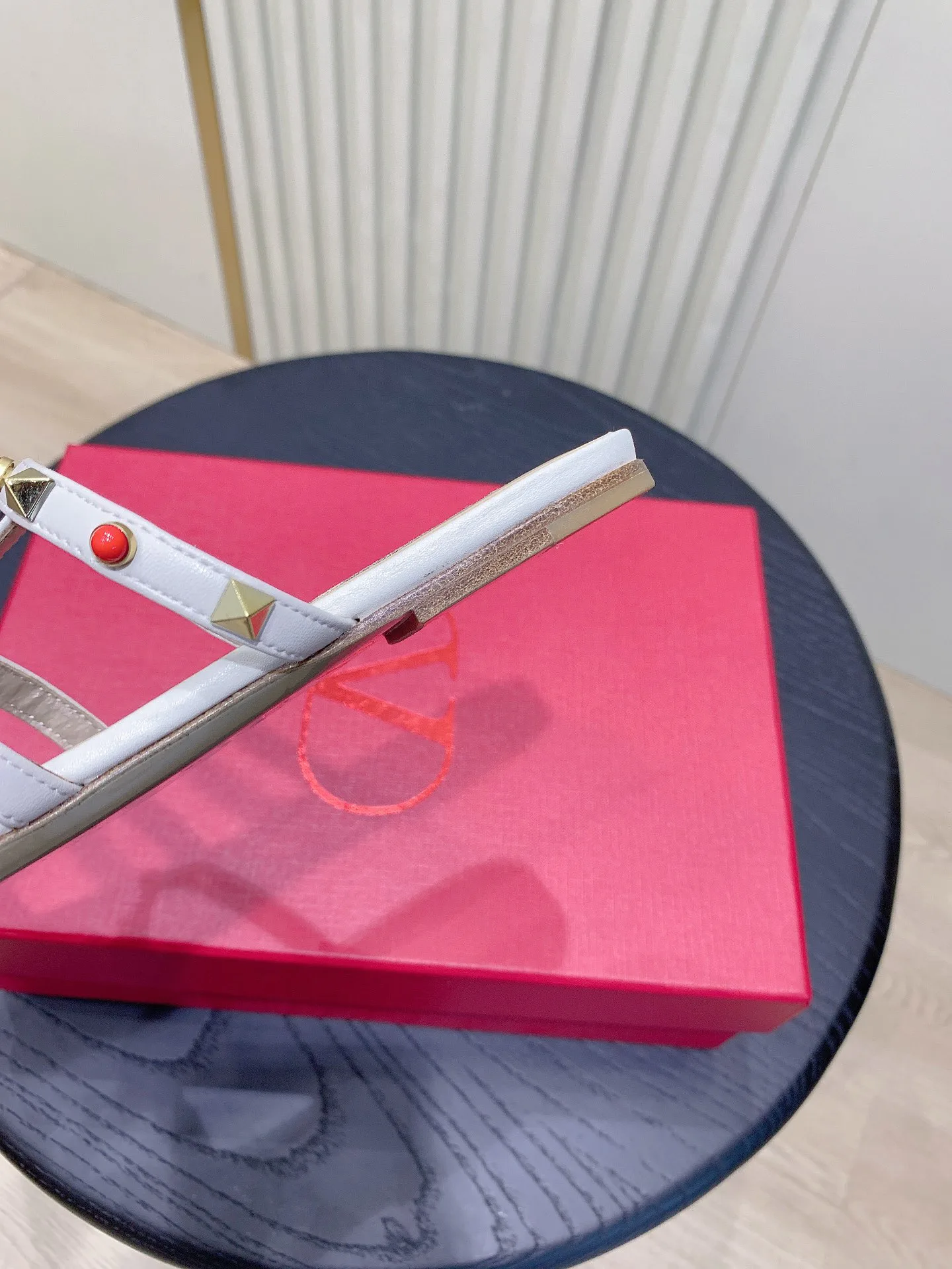 Шлепанцы Женские Valentino 748130