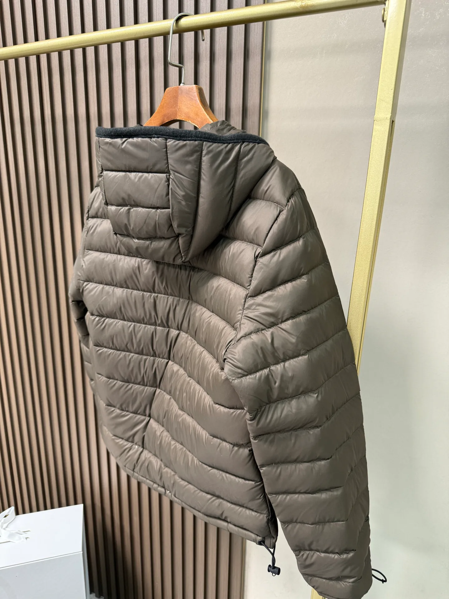 Куртки И Пуховики Женские Miu Miu 18825245