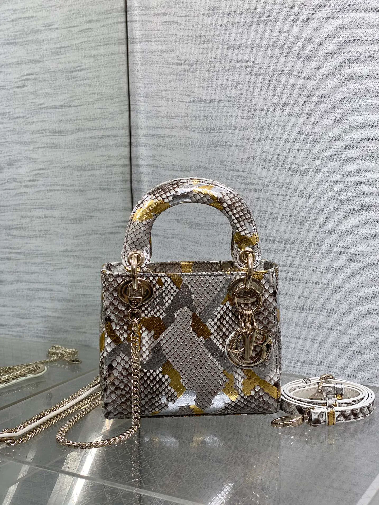 Классические Сумки Женские Christian Dior 11581740