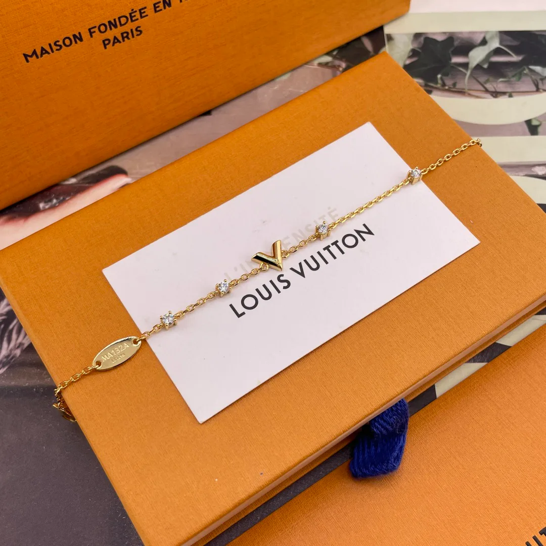 Бижутерия Louis Vuitton 18441622