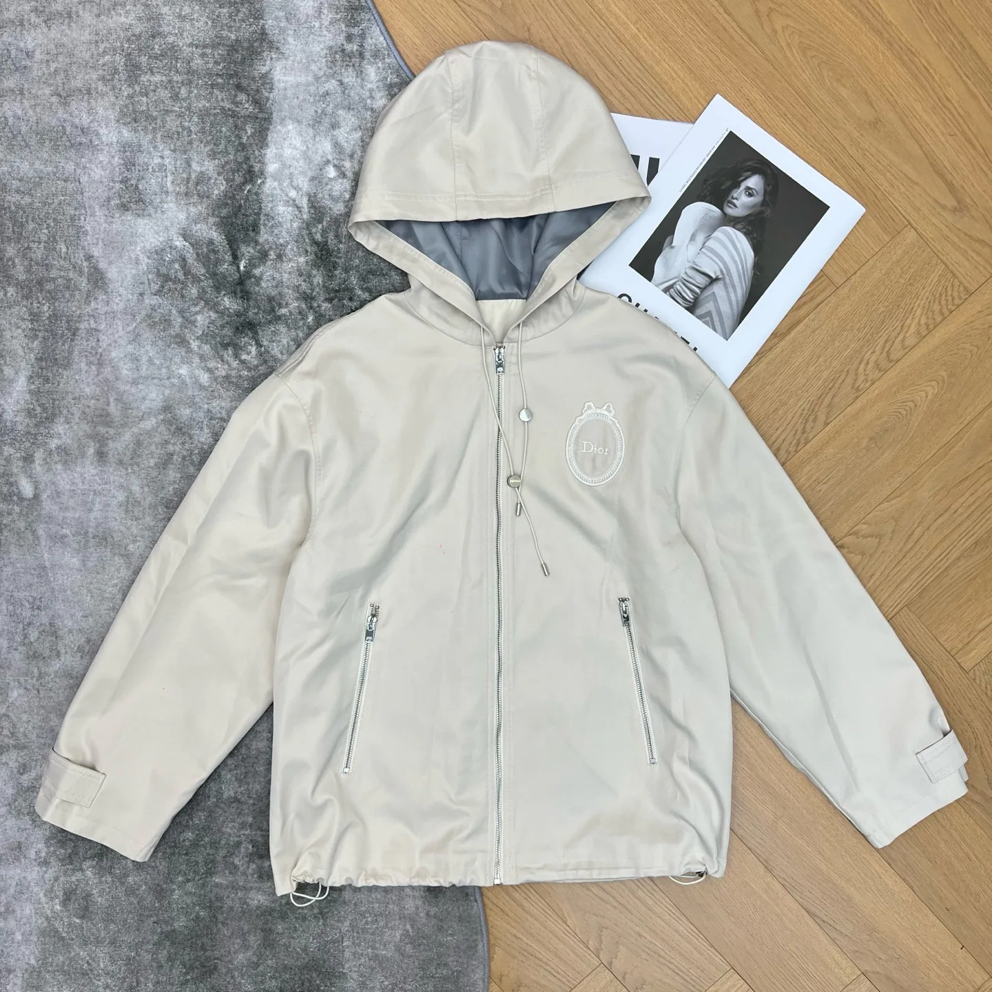 Куртки И Пуховики Женские Christian Dior 12592781